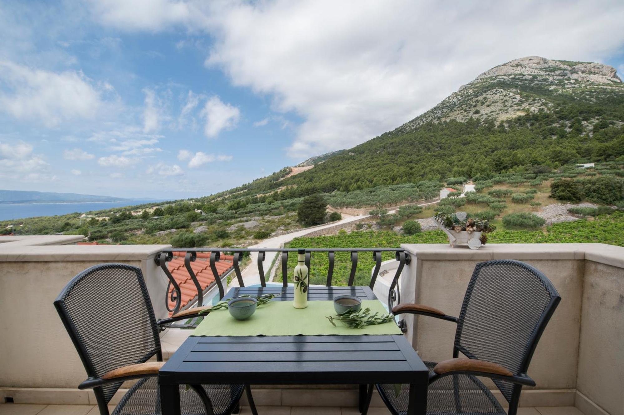 Villa Franka With Swimming Pool Bol Exterior foto